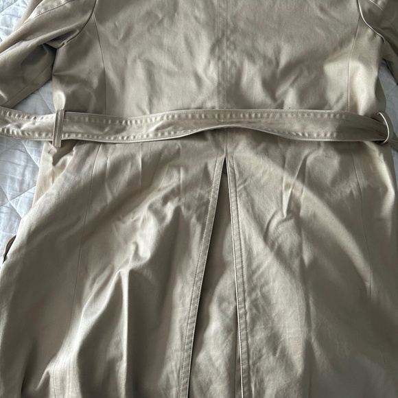 Authentic Coach 100 percent cotton beige trench coat - Picture 10 of 11